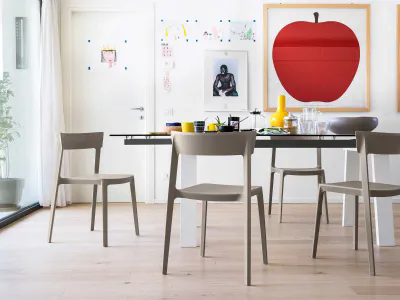 Sedia in polipropilene Skin di Calligaris