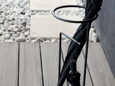 Portaombrelli in metallo Minimum di Calligaris