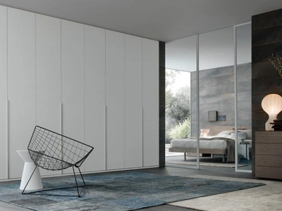 Armadio con ante battenti Outdoor laccato Bianco opaco di Giellesse