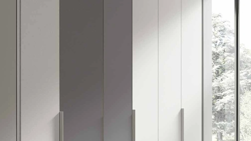 Armadio con ante battenti System Basic Alaska e Grigio di Artigianmobili