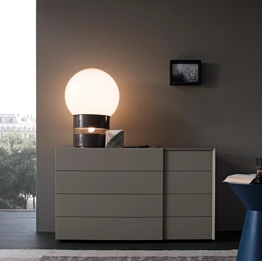 Comò Twist in legno laccato di Giellesse