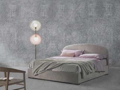 Letto in tessuto con testiera sagomata Andromeda di Lettissimi