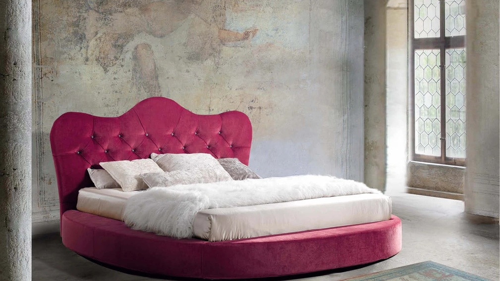 Letto tondo in tessuto con testiera sagomata Bacio di Lettissimi