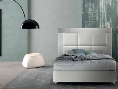 Letto singolo con testiera in pelle con cornice in alluminio Altare di Cosmo Letti