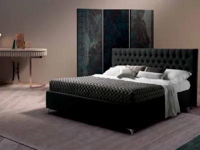 Letto in tessuto nero con testiera lavorazione capitonnè Fenice di Cosmo Letti