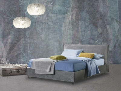 Letto in tessuto con testiera Fenice di Lettissimi