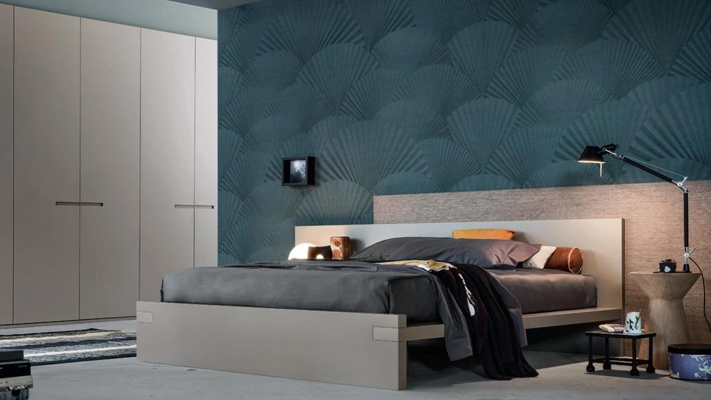 Letto dalle linee moderne in laccato opaco e legno Hug di Giellesse