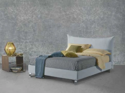 Letto in tessuto imbottito Aries di Lettissimi