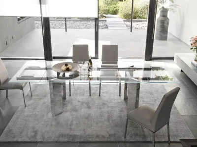 Tavolo allungabile in vetro con gambe in metallo Tower di Calligaris