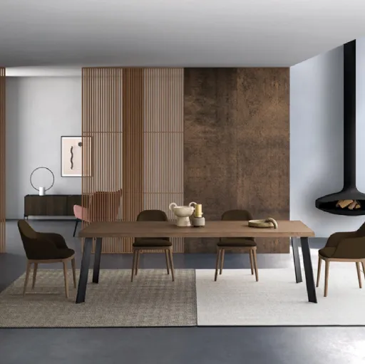 Tavolo Seattle in Rovere massello con gambe in ferro Devina Nais