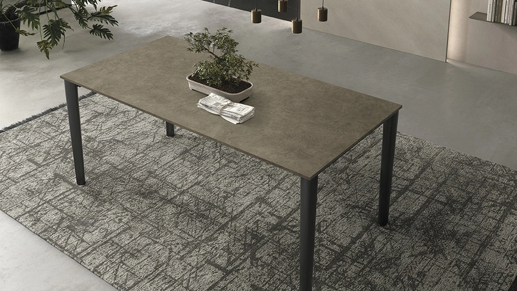 Tavolo fisso Yago in ceramica fokos terra di Sedit