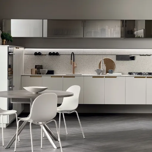 Cucina Moderna Mia in Bianco Prestige ed Alluminio di Scavolini