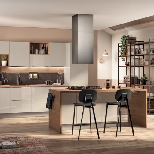 Cucina Moderna con isola Urban & Urban Minimal in laccato lucido Sabbia con top in laminato Rovere Land di Scavolini