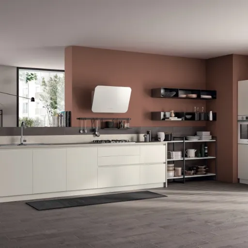 Cucina lineare su misura Evolution in laccato Bianco opaco e mensole in decorativo Concrete Jersey di Scavolini