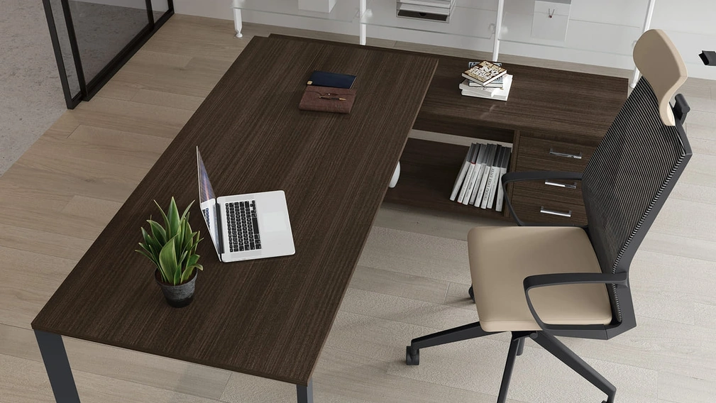 Scrivania Direzionale Stratos Plus di Compir