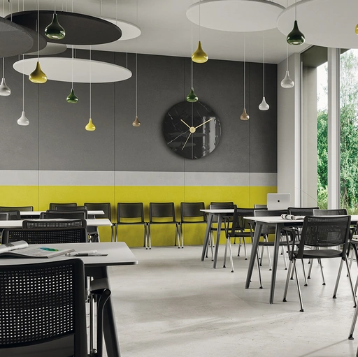 Seduta Ospiti Free in polipropilene di Compir