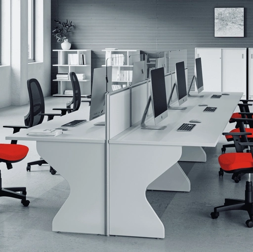 Pareti Divisorie Open in melaminico Bianco e profilo in metallo di Compir