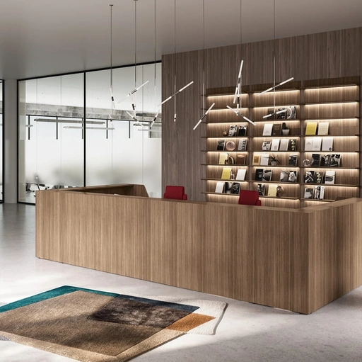 Mobile Ufficio Reception finitura Noce a Golfo di Compir