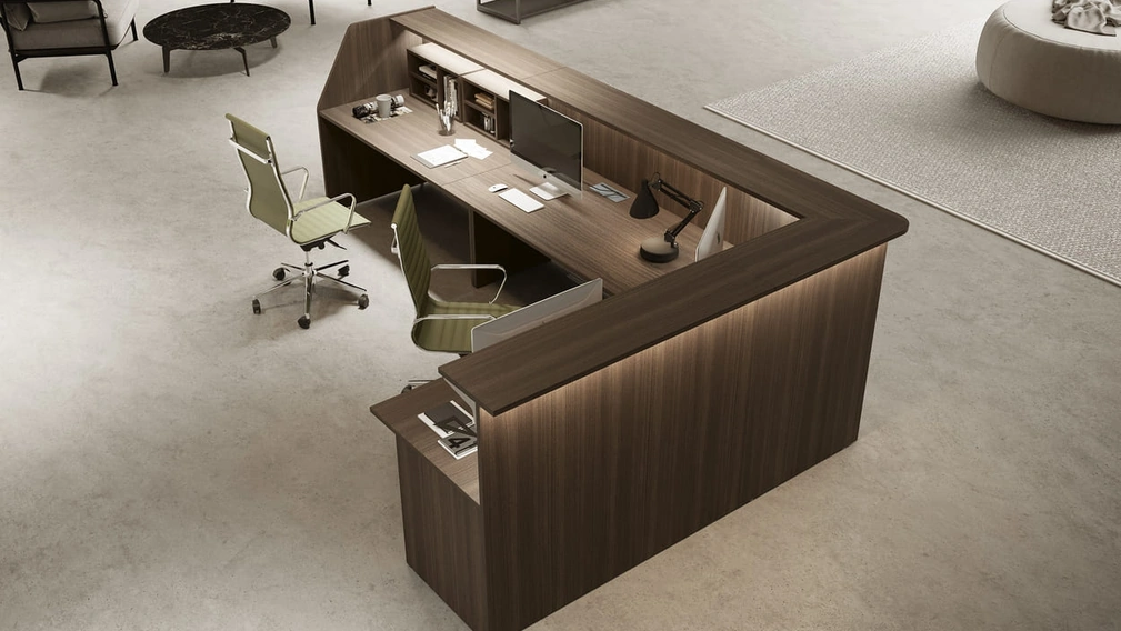 Reception angolare di Compir