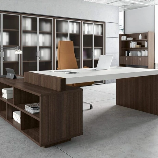 Scrivania Direzionale Forma in melaminico finitura Samui e Bianco di Compir