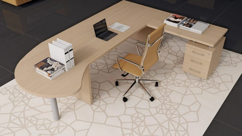 Scrivania Direzionale Plano finitura Rovere con top sagomato di Compir