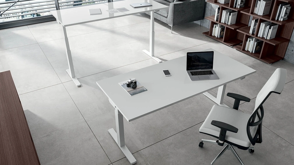 Scrivania Operativa Move di Compir